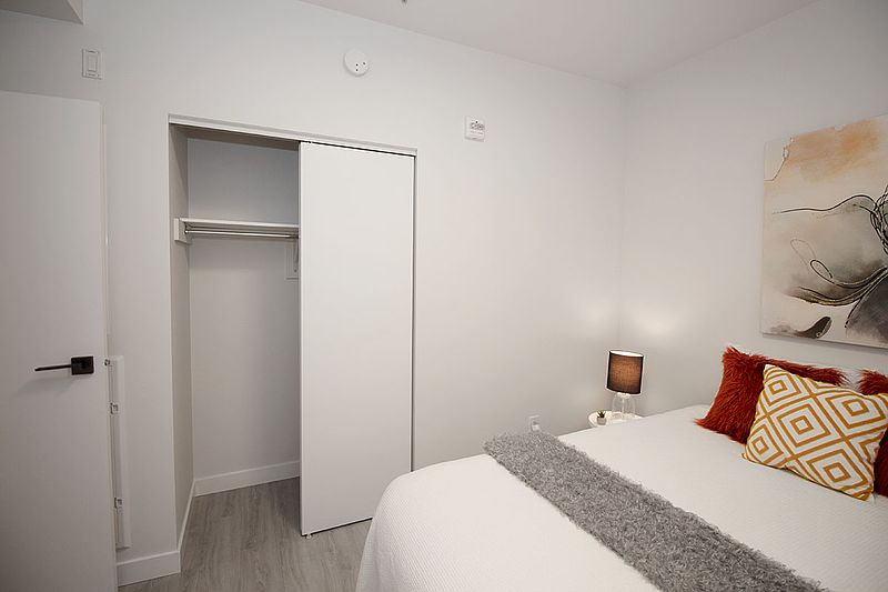 Winnipeg Apartment for rent - 2 Bedrooms — photo 18