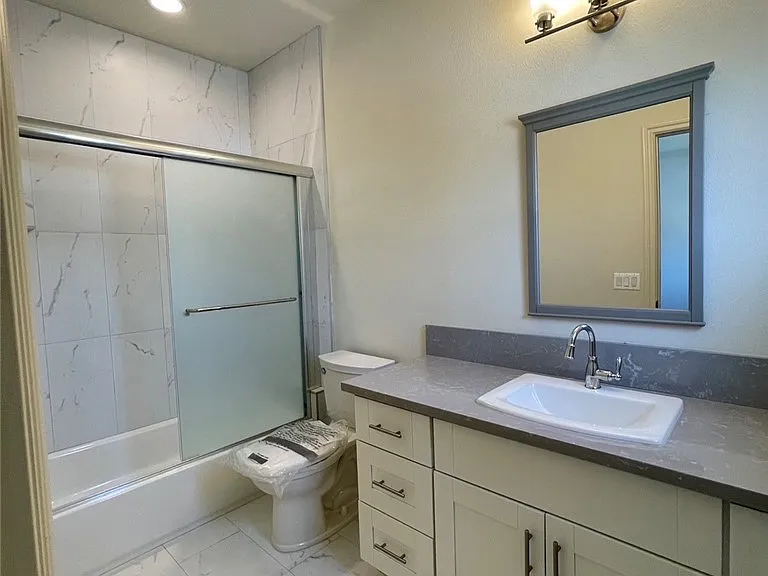 820 N Soldano Ave — Photo 7