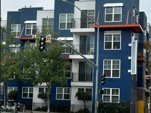 1121 40th St APT 5102, Emeryville, CA 94608