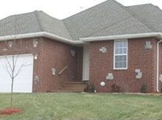 2990 W Grandview St, Springfield, MO 65803