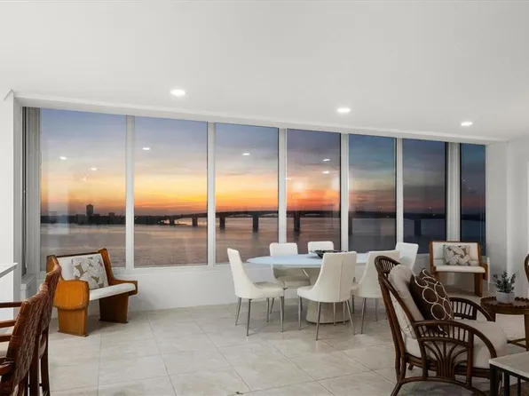 350 Golden Gate Point #62, Sarasota, FL 34236
