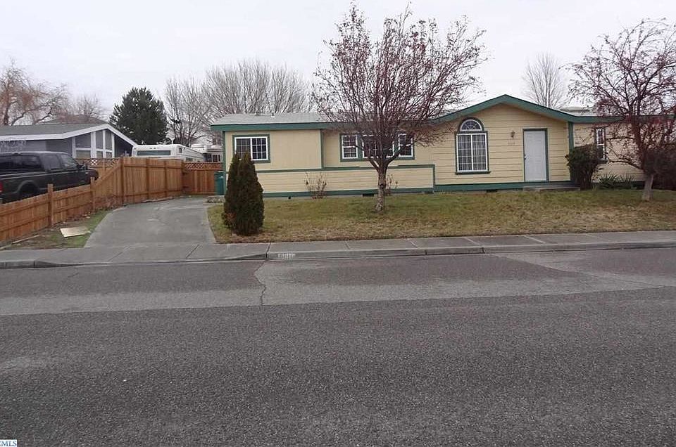 1st image of 8818 W Arrowhead Ave