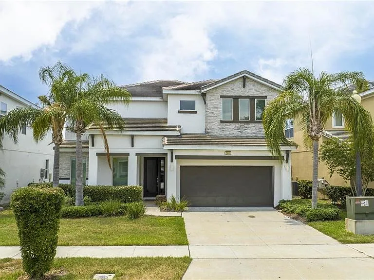 280 Ballo Dr — Photo 2