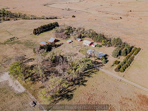 4th image of 53015-53015 Highway 2