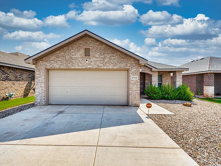 6714 Lonesome Dove Ln — Photo 25