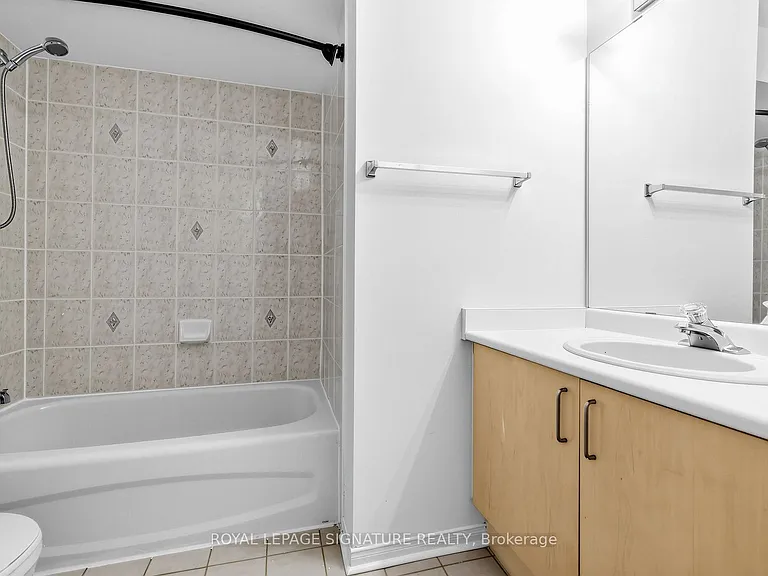 29 Coburg Cres — Photo 14