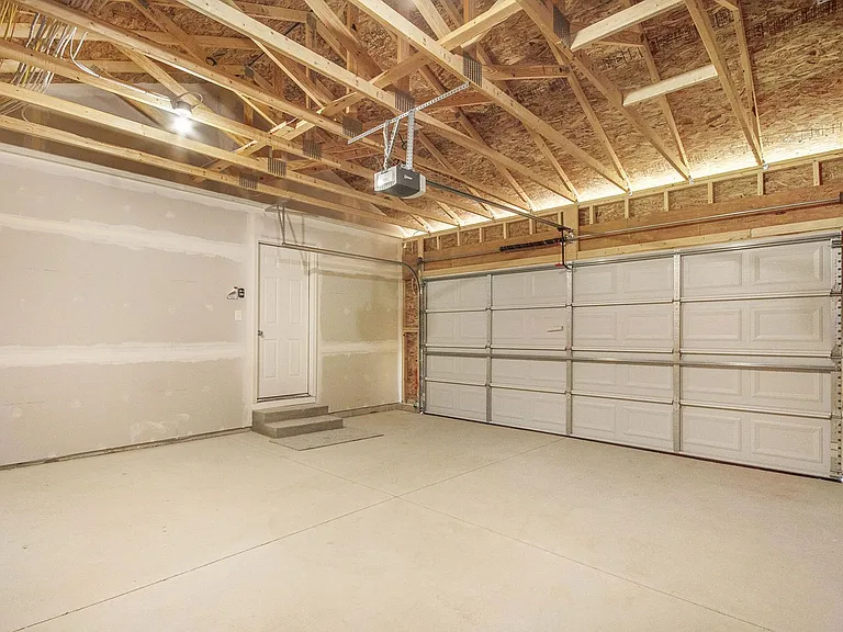 5233 Bittersweet Dr — Photo 46