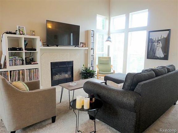4th image of 2672 Bonita Dr