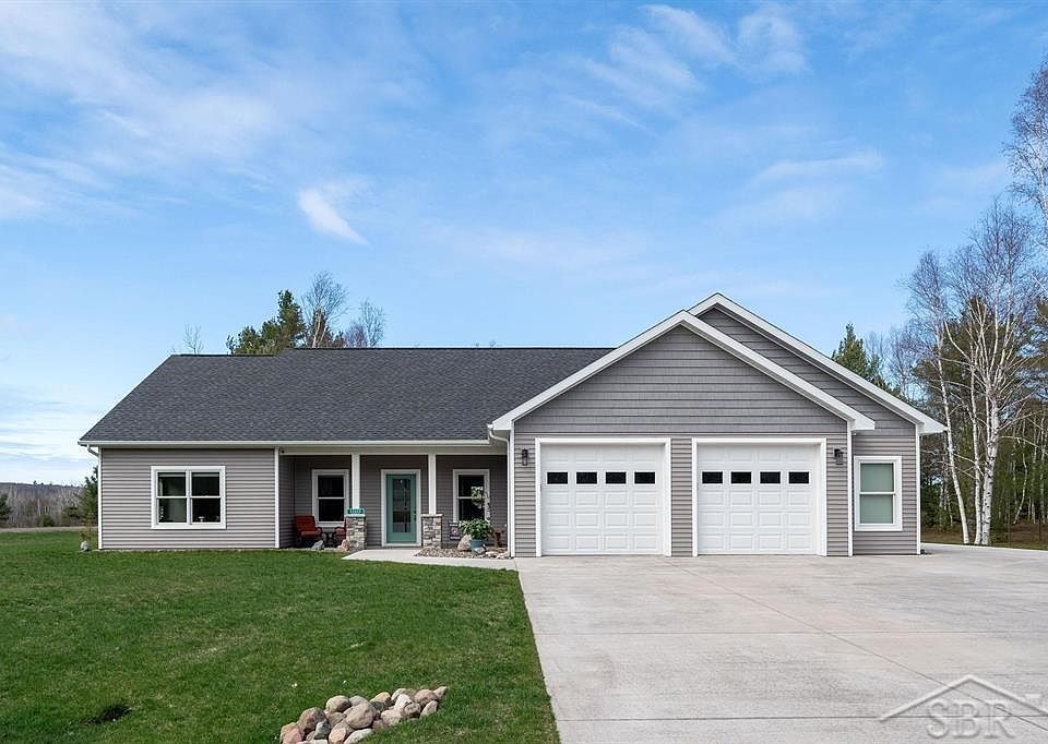 1st image of 22022 Greenway Dr