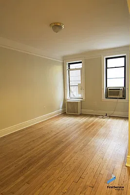Rented by FirstService Realty (legacy) | media 3