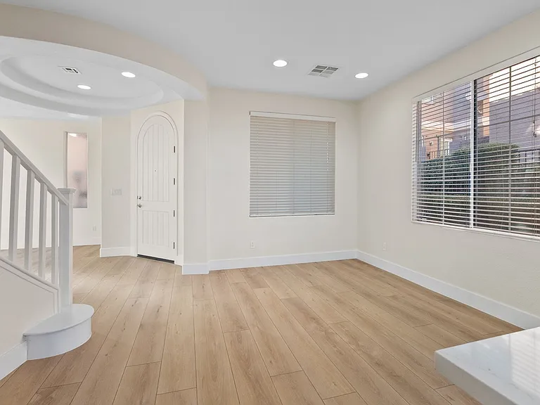 2334 Malaga Peak St — Photo 12