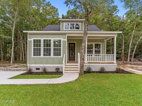 557 3rd Street SE, Bolivia, NC 28422