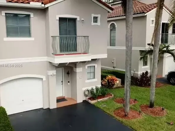 12677 NW 14th Pl, Sunrise, FL 33323