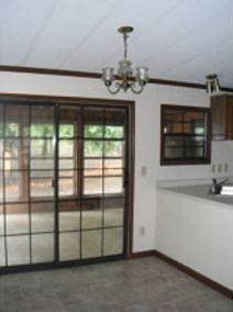 3rd image of 181 Rock Creek Dr