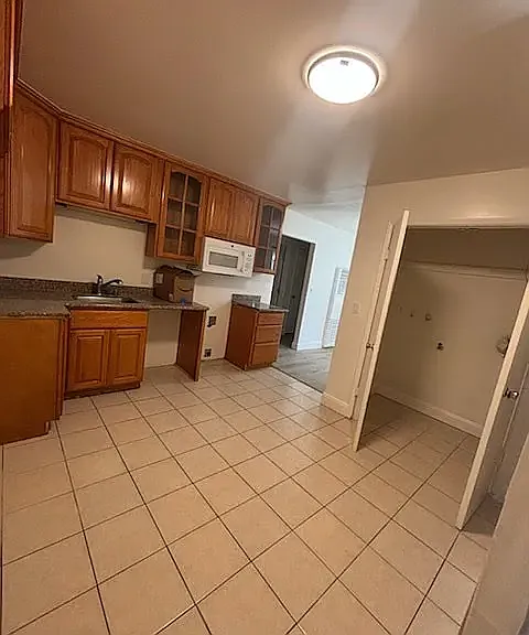 2 bed, 760 sqft, $1,500 — Photo 4
