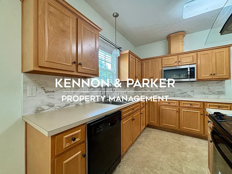 4613 English Ivy Dr — Photo 8