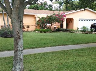 1201 SW 71st Ave, Plantation, FL 33317
