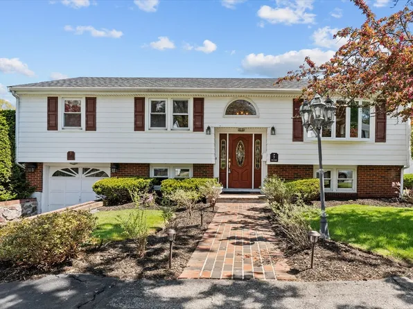 7 Innis St, Saugus, MA 01906