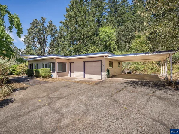 699 S 58th St, Springfield, OR 97478