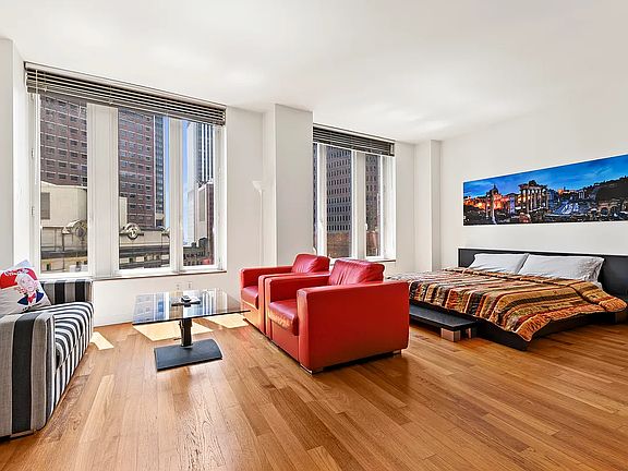 4th image of 15 William St APT 15D