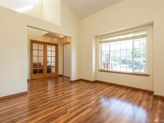4th image of 7117 193rd St E