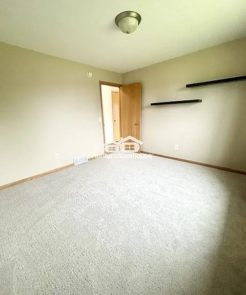 605 7th Ave SW — Photo 19
