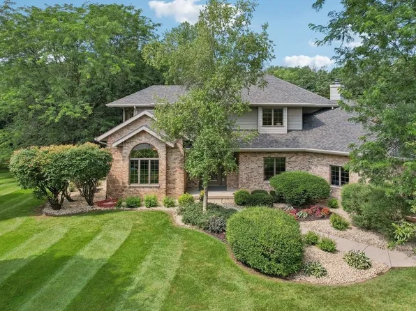 7377 Cedar Crest Dr, Sauk City, WI 53583