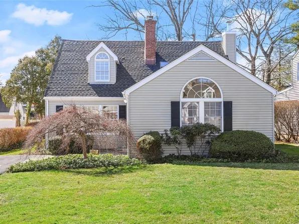 5 Douglas Place, Eastchester, NY 10709