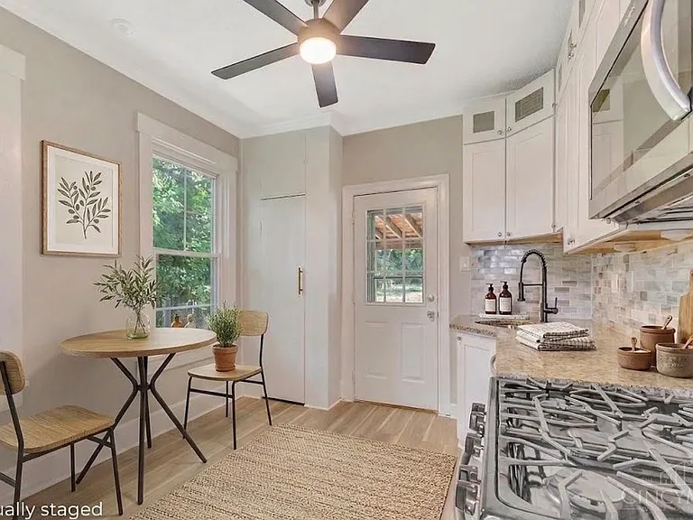 1646 King Ave — Photo 29