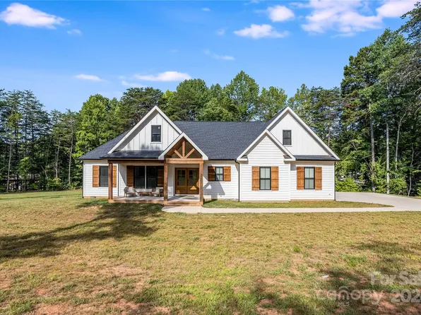 4535 Button Ln, Denver, NC 28037
