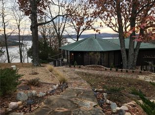 390 Hillcrest Rd, Eureka Springs, AR 72631