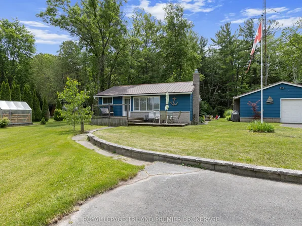 7755 Patrick St, Lambton Shores, ON N0M 2L0