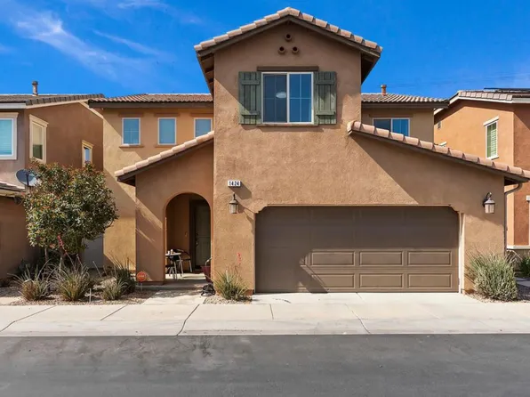 1424 Chinaberry Ln, Beaumont, CA 92223