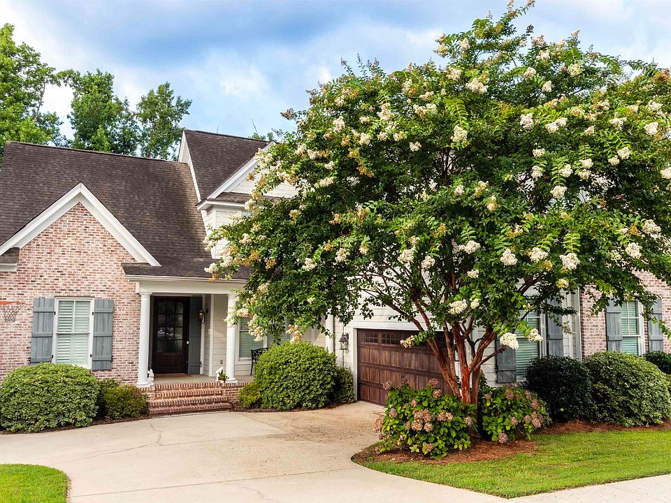 1st image of 1889 Parrish Dr