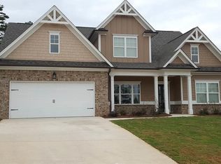 3904 Mendenhall Dr, Zebulon, NC 27597