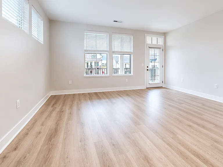 Parkview at Spring Hill Apartments — Photo 39