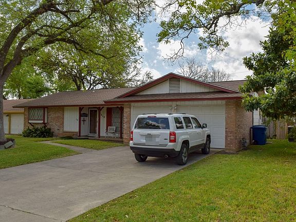 3rd image of 5810 Sloan Dr