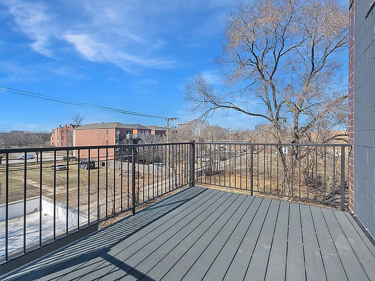 3762 S Indiana Ave #3 — Photo 23