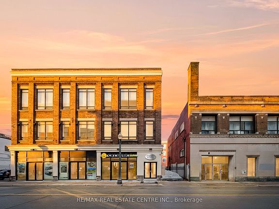 2nd image of 11 Queen St #202