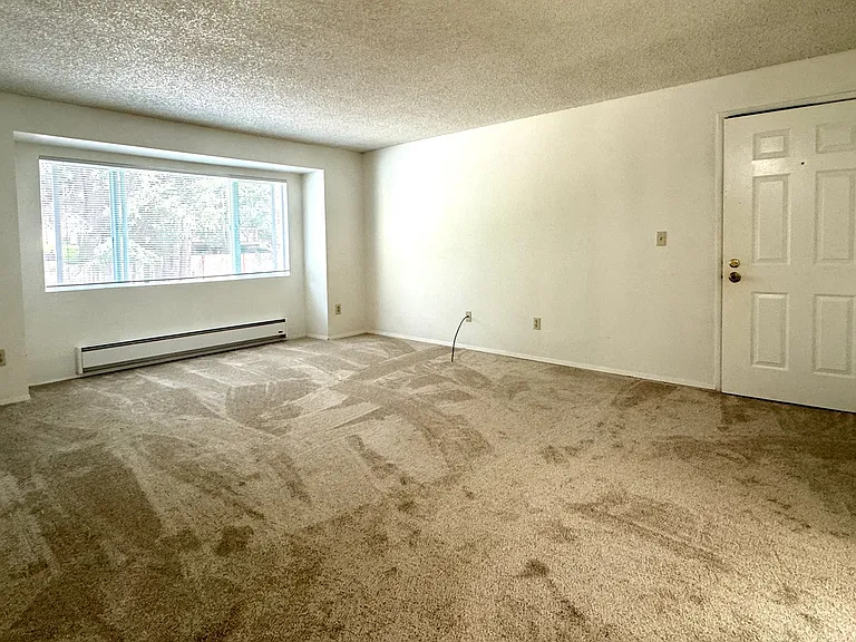 771 High School Rd NW — Photo 11