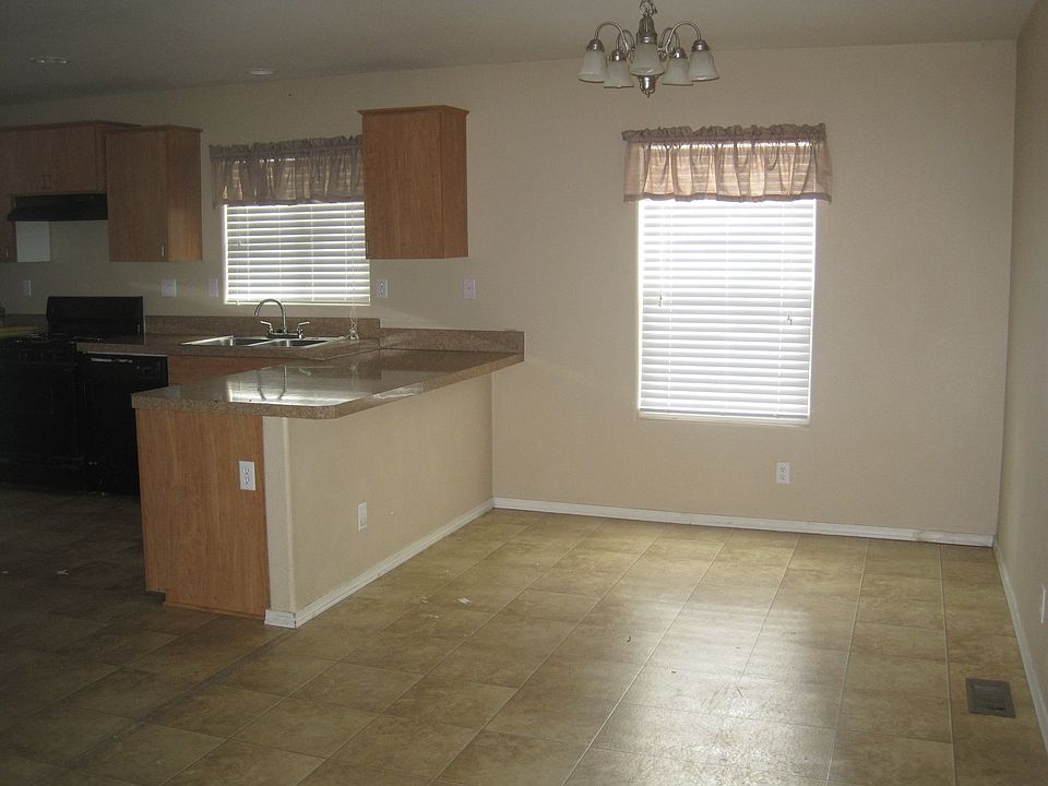 2nd image of 3717 S Taft Hill Rd Site 051 #N051