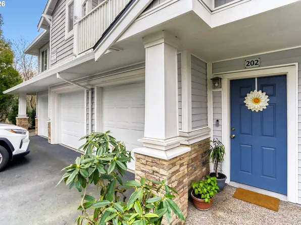 14655 SW Beard Rd Unit 202, Beaverton, OR 97007