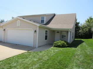1720 Juniper Dr, Columbia, MO 65201