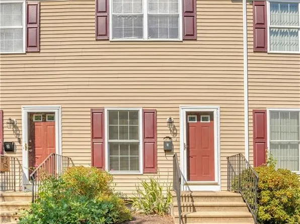 243 Lowden St APT 3, Pawtucket, RI 02860