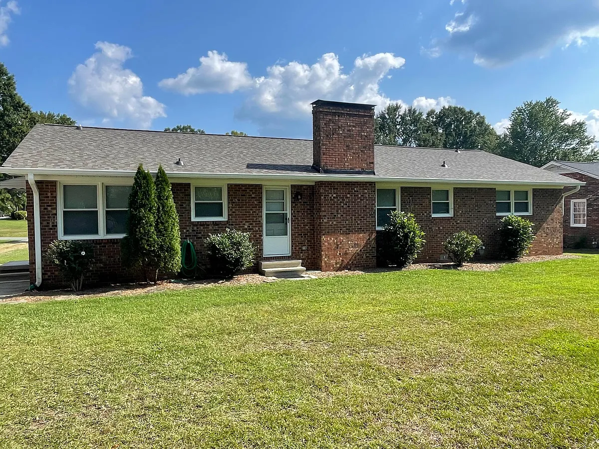 Building Photo - 433 Overman Dr