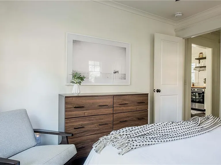 352 Sinclair Ave NE — Photo 17