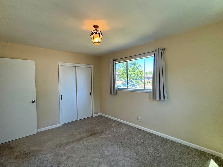 2614 Aramon Dr — Photo 29