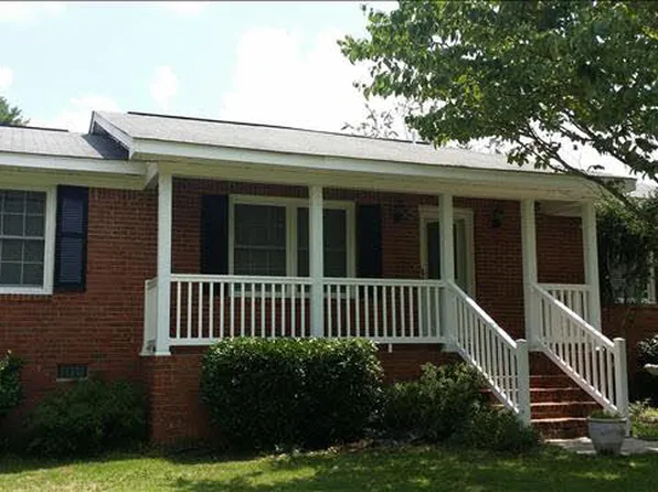 320 Cedar Field Ln, West Columbia, SC 29170