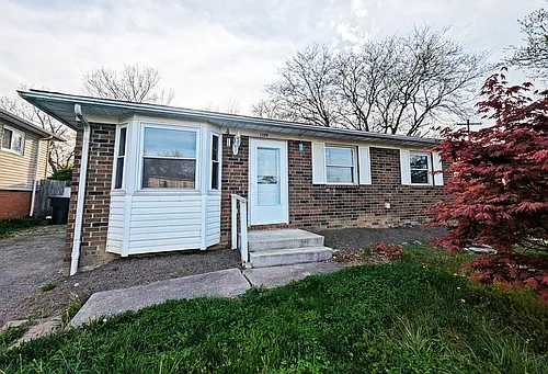 1329 Birch Dr Photo 1