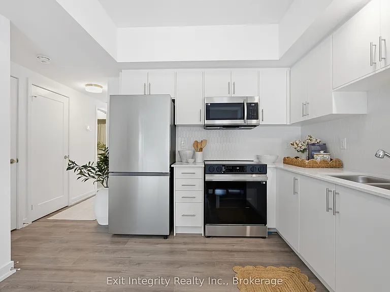 42 Lowes Rd W #92 — Photo 6